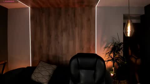 Liam online show from November 23, 3:50 am