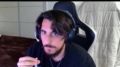 Snapshot of liamriddley chatting on October 15, 3:56 pm liamriddley online show from October 15, 3:56 pm