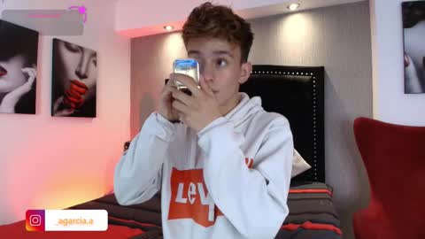 liam online show from February 17, 4:31 am