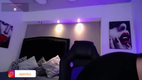 liam online show from April 11, 6:18 am