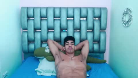 L I A M online show from December 1, 10:42 am