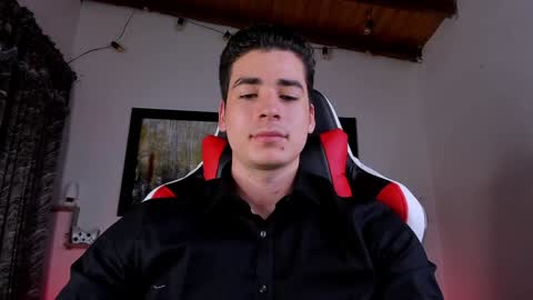 liamwyatt_ online show from January 1, 6:05 am