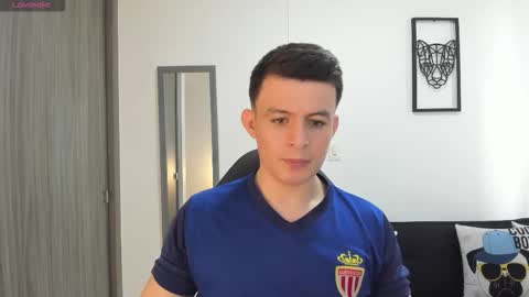 Snapshot of lian_eathan chatting on October 11, 8:40 pm lian_eathan online show from October 11, 8:40 pm