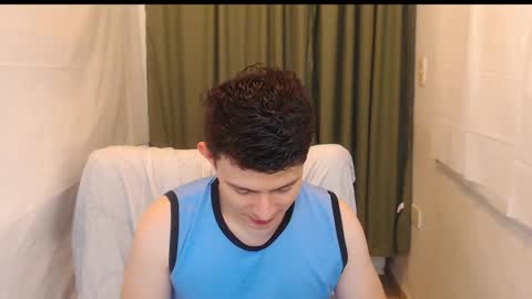 lian_eathan online show from November 25, 9:15 pm