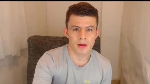 lian_eathan online show from December 15, 1:10 am