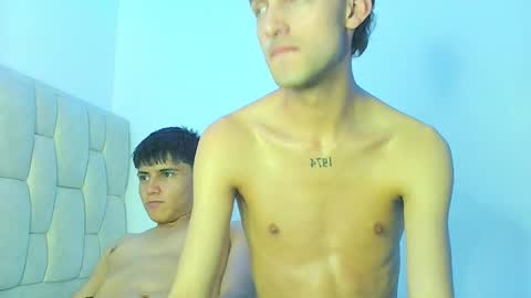 lian_y_dilan online show from March 26, 10:26 pm