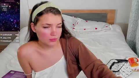 liana_8 online show from November 13, 5:01 pm