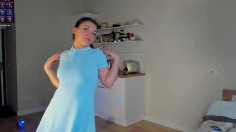 liana_8 online show from November 25, 4:40 pm