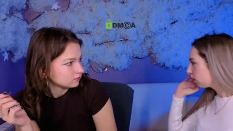 Li online show from April 2, 12:36 pm