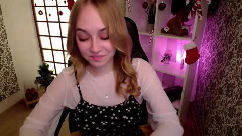 Snapshot of liana_bright chatting on January 16, 2:09 am Liana online show from January 16, 2:09 am