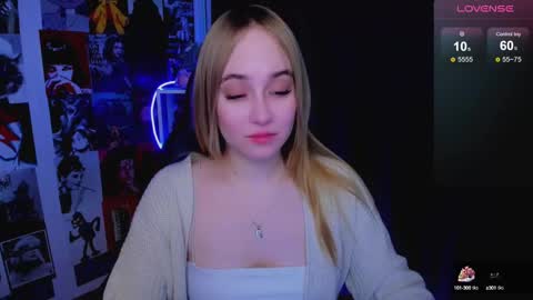 Snapshot of liana_bright chatting on January 19, 2:04 am Liana online show from January 19, 2:04 am