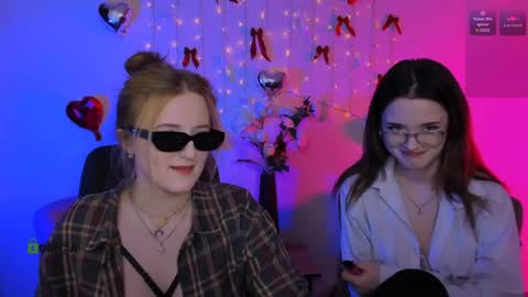 Little Liana  online show from April 18, 7:58 pm