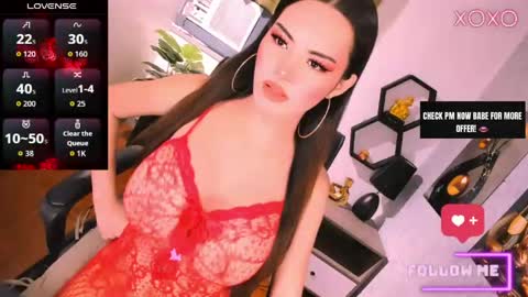 Snapshot of lianeimperial162 chatting on May 22, 5:40 pm Liane online show from May 22, 5:40 pm
