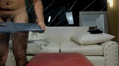 Liang online show from April 10, 1:11 am