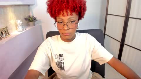 LiannaDixon online show from December 30, 1:58 pm