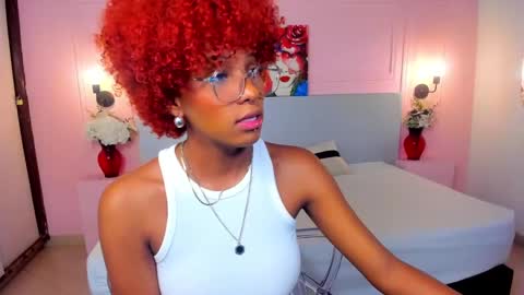 LiannaDixon online show from January 27, 1:52 pm