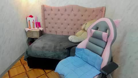 Grace online show from January 9, 11:57 am