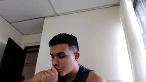 Liamstonne online show from March 25, 8:04 pm