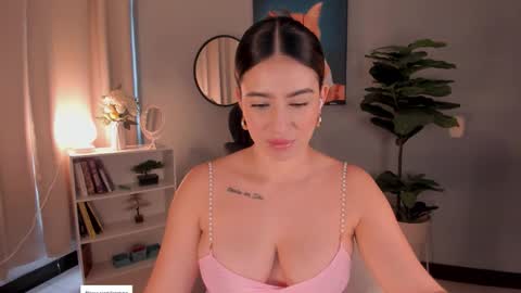 Lia online show from November 11, 12:16 pm