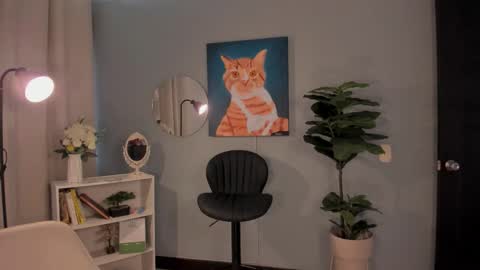 Lia online show from January 9, 1:47 pm