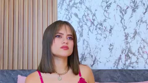 Snapshot of liaruso chatting on October 16, 2:12 am liaross online show from October 16, 2:12 am