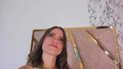 liaross online show from April 10, 9:52 pm