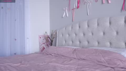 Lia online show from April 1, 1:39 am