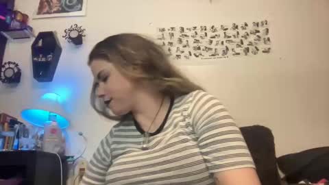 Libby Deetz online show from February 26, 10:15 am