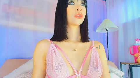 Valentina Hall online show from May 28, 11:40 am