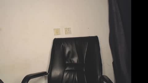 Snapshot of lick_pussyjuice chatting on September 14, 5:01 pm kimani online show from September 14, 5:01 pm