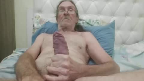 Snapshot of lickittostickit chatting on February 27, 5:02 am lickittostickit online show from February 27, 5:02 am