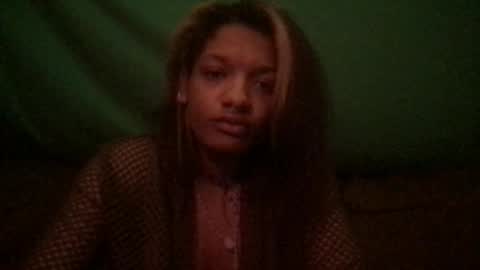 Snapshot of lickystickynicky chatting on February 17, 10:27 pm lickystickynicky online show from February 17, 10:27 pm