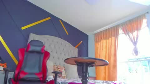 Snapshot of licyevans chatting on July 26, 12:56 pm licy online show from July 26, 12:56 pm