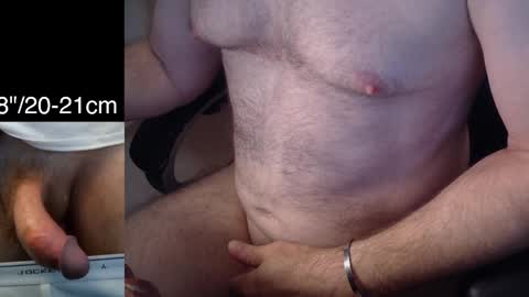 Snapshot of liebestool008 chatting on September 16, 9:10 am 8curve online show from September 16, 9:10 am