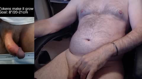 Snapshot of liebestool008 chatting on October 15, 12:27 pm 8curve online show from October 15, 12:27 pm