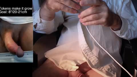 Snapshot of liebestool008 chatting on October 28, 2:53 pm 8curve online show from October 28, 2:53 pm