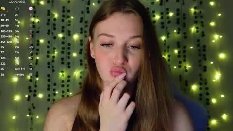 Snapshot of liebevol chatting on October 13, 5:13 pm Amelia Next stream Friday - start 1500-1600 UTC online show from October 13, 5:13 pm