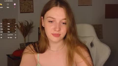 Snapshot of liebevol chatting on November 9, 4:49 pm Amelia Next stream Friday - start 1500-1600 UTC online show from November 9, 4:49 pm