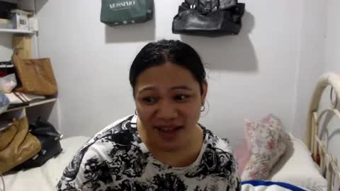 Snapshot of liebewendy2026 chatting on July 19, 2:59 am liebewendy2026 online show from July 19, 2:59 am