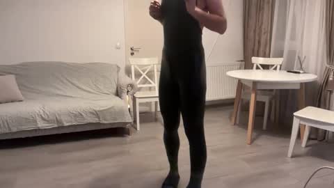 Snapshot of liferacw chatting on December 17, 7:20 pm SofieXxxDoll online show from December 17, 7:20 pm