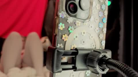 Snapshot of light_bringer_studios chatting on November 30, 2:48 am Light Bringer Studios online show from November 30, 2:48 am