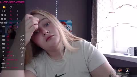 Snapshot of light_lunaa chatting on October 26, 7:14 am light_lunaa online show from October 26, 7:14 am