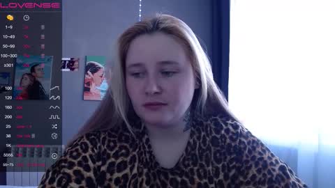 Snapshot of light_lunaa chatting on November 16, 7:14 am light_lunaa online show from November 16, 7:14 am
