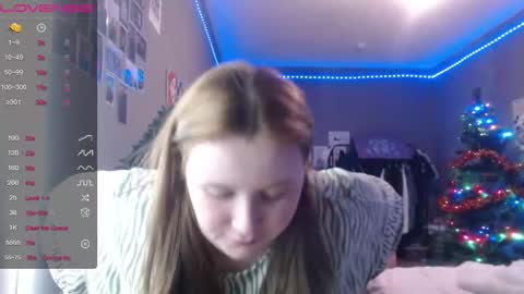 Snapshot of light_lunaa chatting on January 10, 4:53 pm light_lunaa online show from January 10, 4:53 pm
