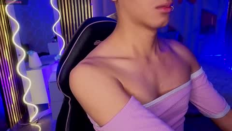 LIHIAN online show from April 4, 11:29 am