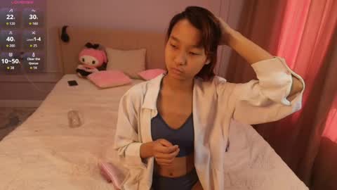 Snapshot of lihnpham chatting on April 30, 3:24 am Lihn Pham online show from April 30, 3:24 am