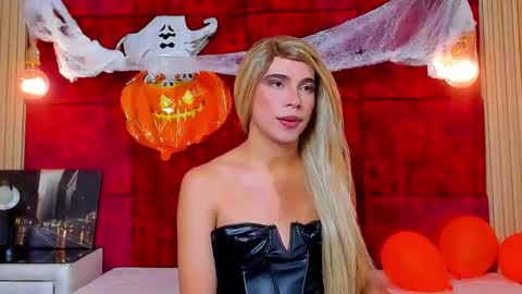 Snapshot of liiacollins chatting on October 21, 8:20 pm liiacollins online show from October 21, 8:20 pm