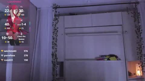         online show from March 20, 11:37 am