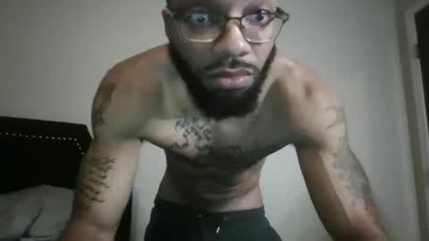 Snapshot of liightskinlover chatting on November 12, 2:39 pm liightsinlover online show from November 12, 2:39 pm