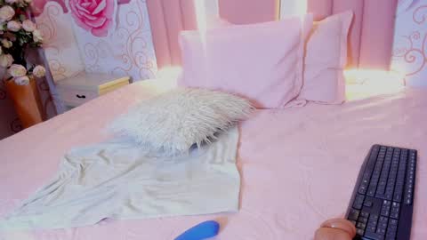 LIILY online show from January 11, 12:12 am